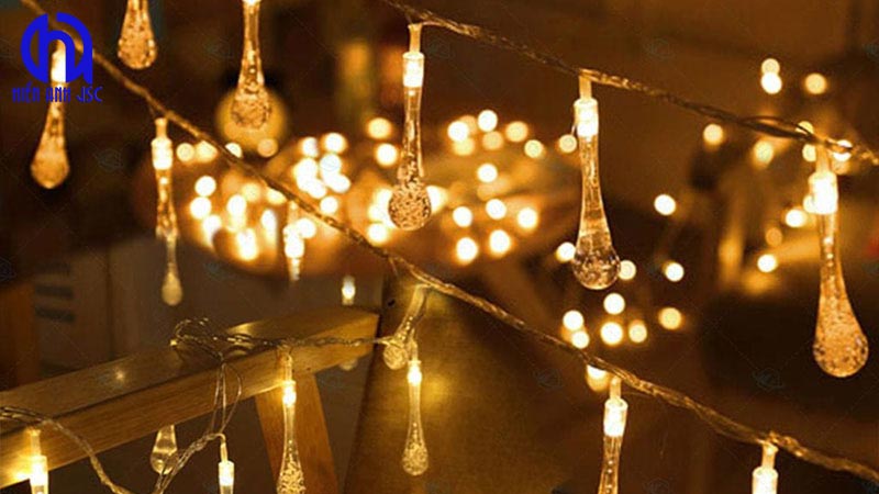 den-trang-tri-led-co-tiet-kiem-dien-khong-1