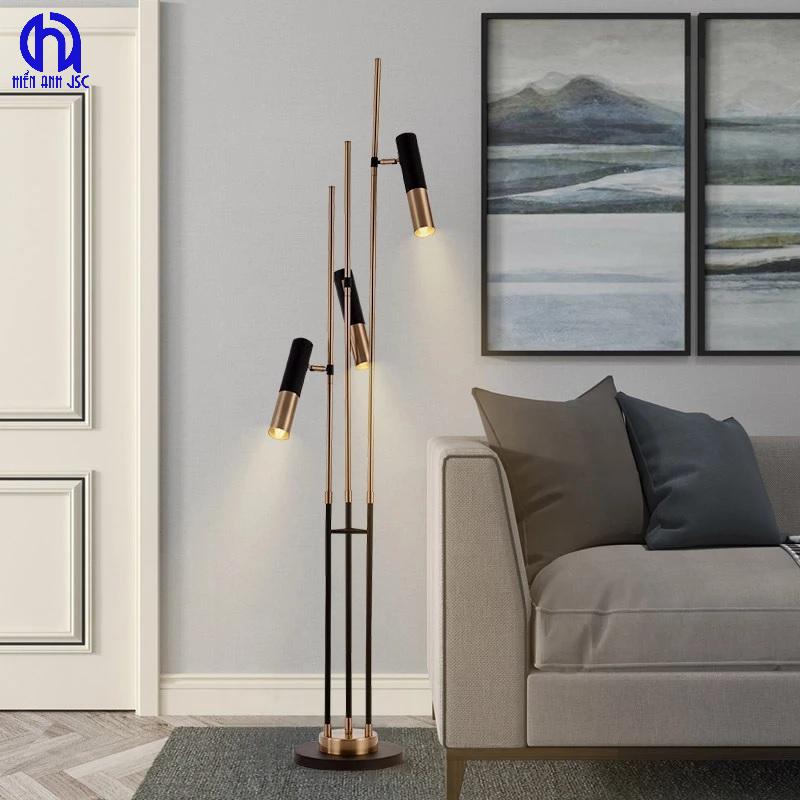 Các yếu tố quan trọng khi chọn đèn cây trang trí góc sofa 2 Các yếu tố quan trọng khi chọn đèn cây trang trí góc sofa
