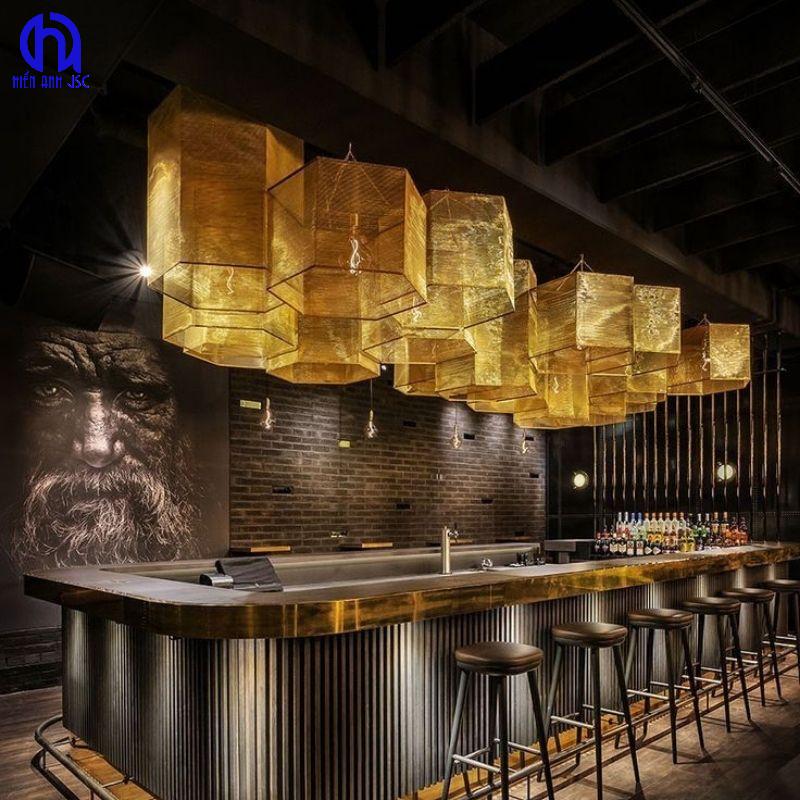 Tại sao đèn thả trang trí quầy bar là yếu tố không thể thiếu?