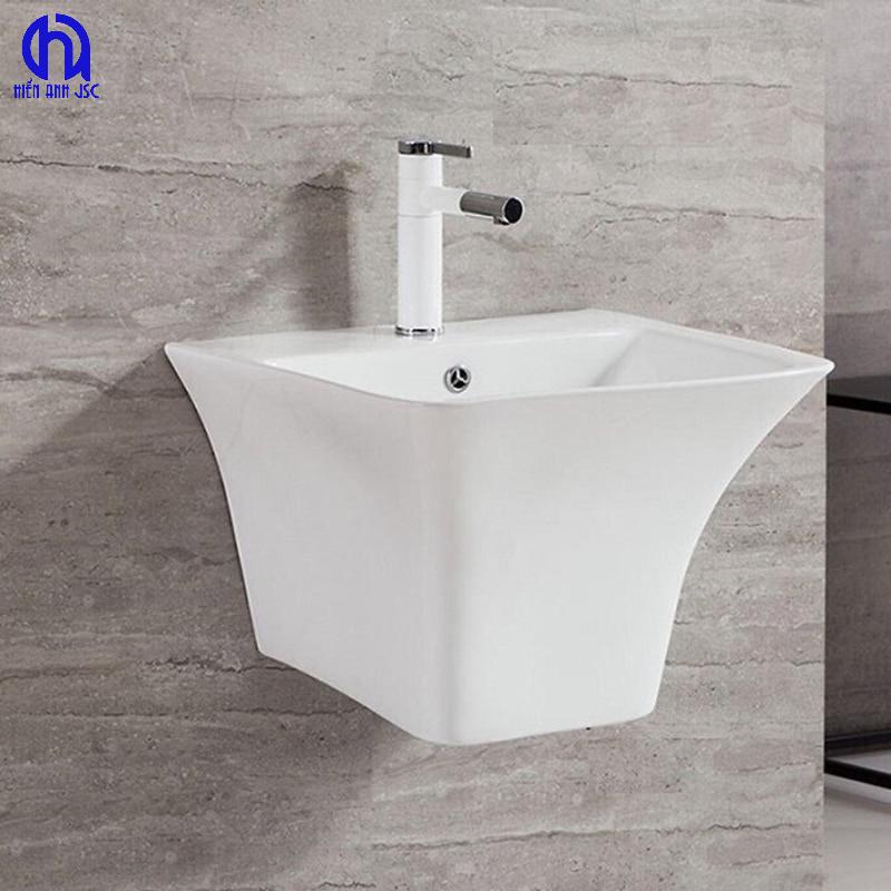 So sánh lavabo treo tường và đặt bàn – Tổng chi phí