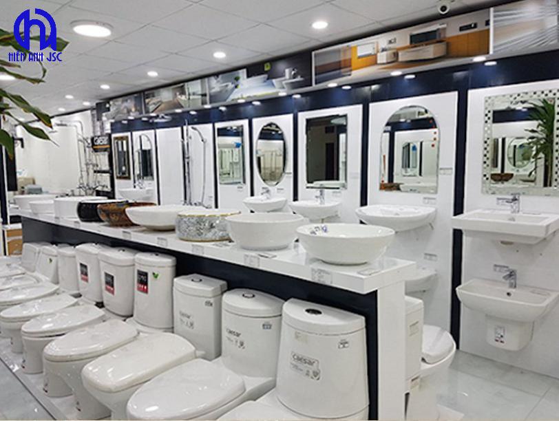 so-sanh-thiet-bi-ve-sinh-inax-toto-caesar-viglacera