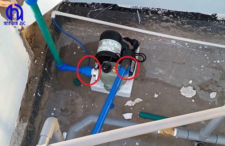 Cách Lắp Bơm Tăng Áp Cho Nhà Tắm: Hướng Dẫn An Toàn