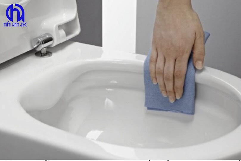 Thiết bị vệ sinh không vành Rimless là gì? Ưu nhược điểm 1 Thiết bị vệ sinh không vành Rimless là gì? Ưu nhược điểm