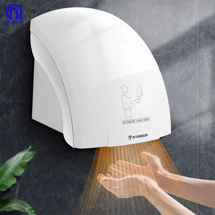 Máy sấy tay nào tốt? Nên sử dụng khi nào?