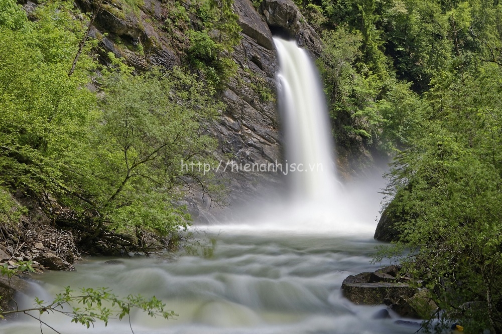 Tranh dan tuong phong canh thac nuoc 07