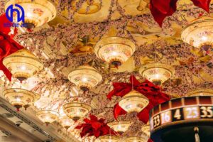 den-trang-tri-le-hoi-su-kien-la-gi-1