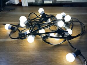 huong dan chon day den trang tri ngoai troi chong nuoc ben dep